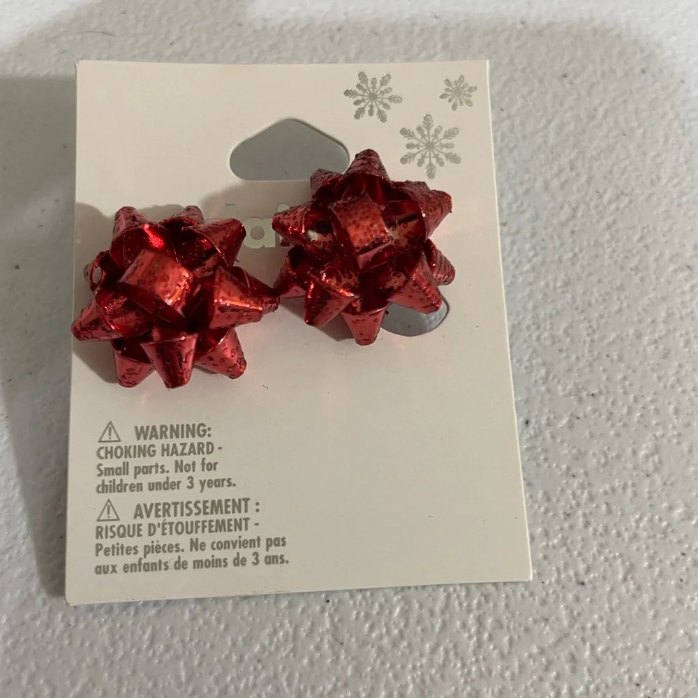 Claire's Holiday Hair Accessories & Holiday Earrings ( Studs) - Red, Green, Gold